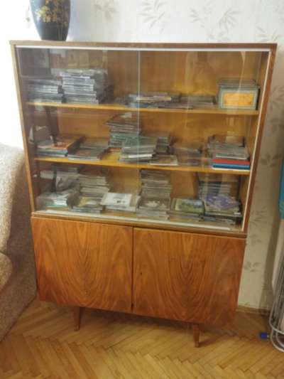 Шкаф-сервант