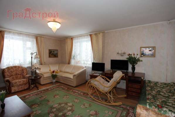 Продам двухкомнатную квартиру в Вологда.Жилая площадь 74 кв.м.Этаж 1.Дом кирпичный.