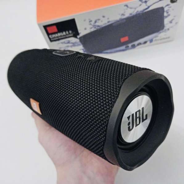 JBL CHARGE 4