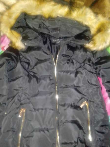 Зимняя куртка 44р-р,2000 руб. угт зимние 37р-р,1200 руб