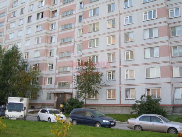 Продам 1-к квартиру, Рассветная,14 в Новосибирске