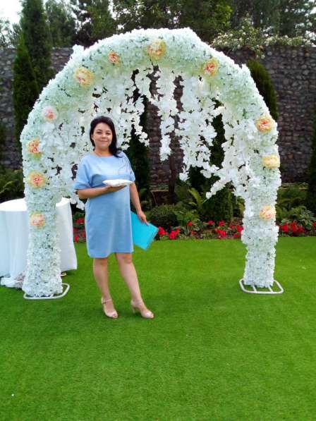 Любимая семейная тамада Мария в фото 10