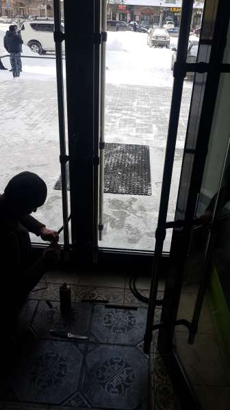 Регулировка, ремонт входных дверей цена в Екатеринбурге