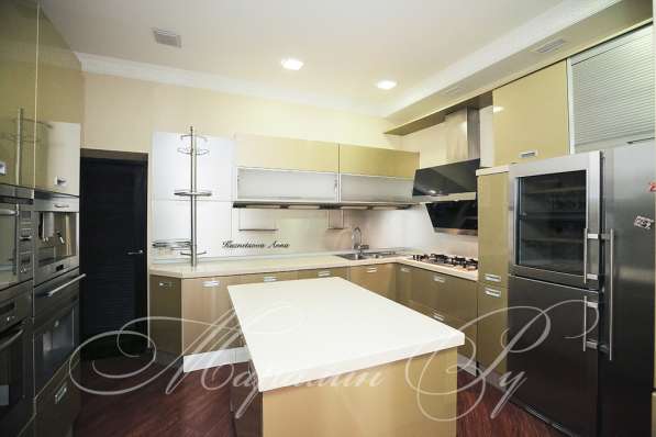 Продам дом в Ростов-на-Дону.Жилая площадь 700 кв.м. в Ростове-на-Дону