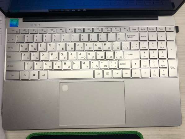 Продам ноутбук в идеальнешем состоянии в Красноярске фото 8