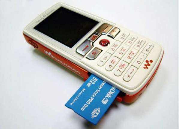Sony Ericsson Walkman W800i (оригинал)
