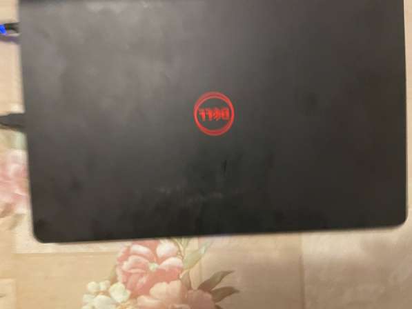 Ноутбук DELL