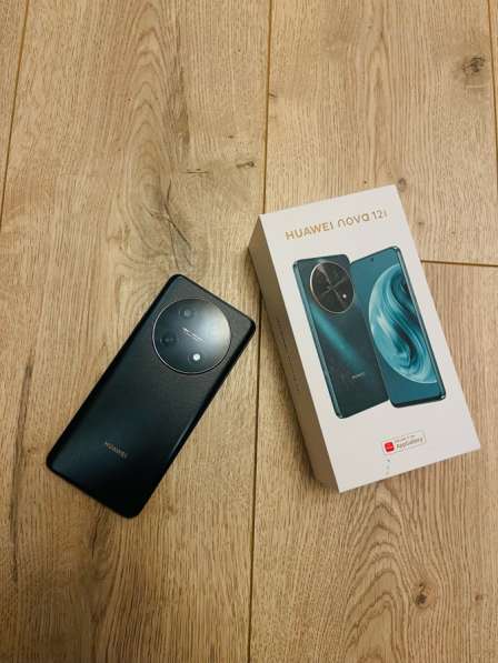 Huawei nova 12i