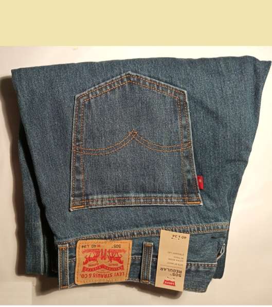 Модель: Levi's 505&trade; Regular Fit