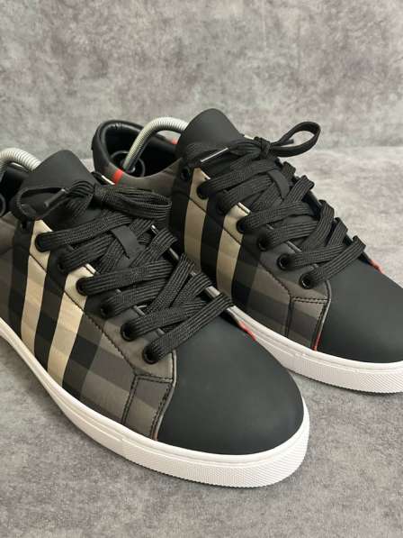 Барбери в Москве фото 11