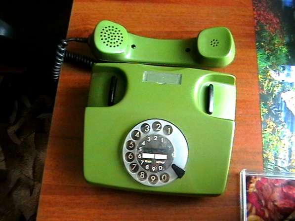 Телефон стационарный зеленый в Нальчике