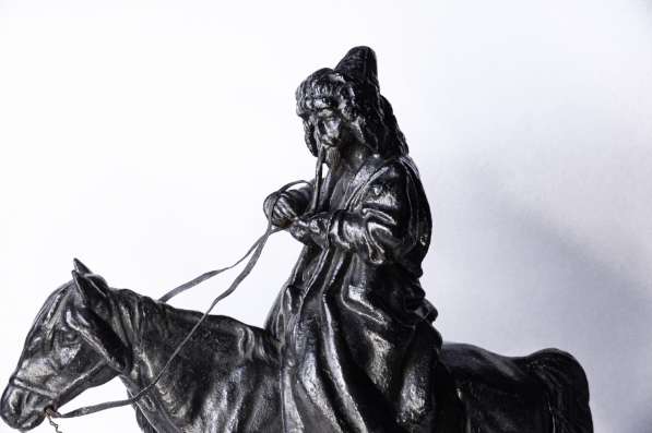 Статуэтка Киргиз с Трубкой На Лошади Касли 1880год в Москве фото 4