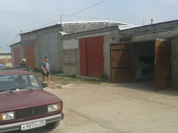 Продам капитальный гараж в Щёлкино в Щёлкино