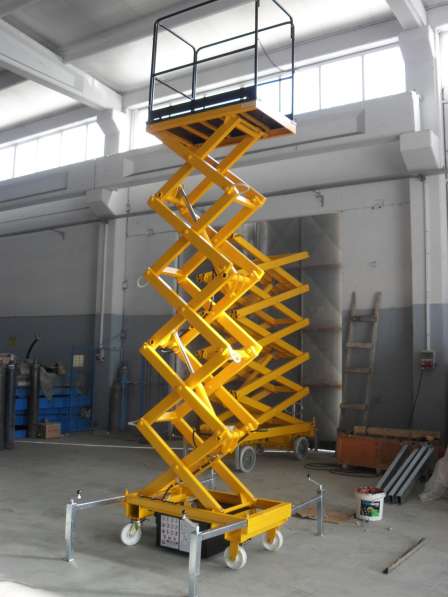 We manufacture Hydraulic Lift в 