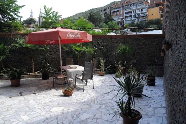 Тбилиси-посуточно 4 комнатная квартирa пр. Руставели в фото 36