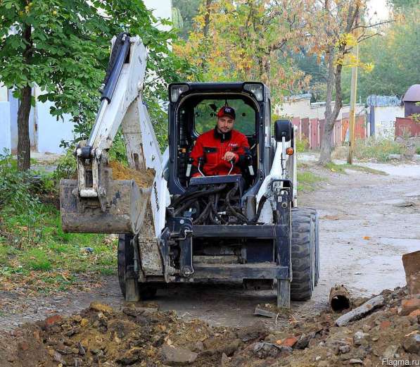 Аренда мини-погрузчика Bobcat с навесным экскаватором в Саратове фото 4