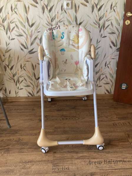 Продам стульчик для кормления