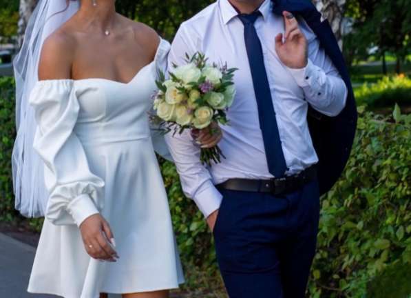 Свадебное платье 44 р в Новосибирске фото 9