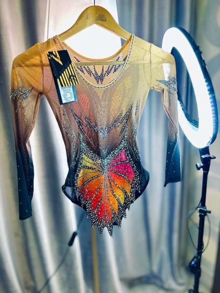 Купальник для художественной гимнастики