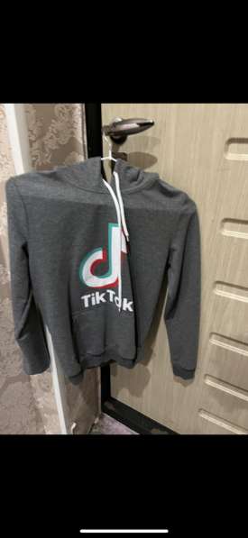 Кофта женская