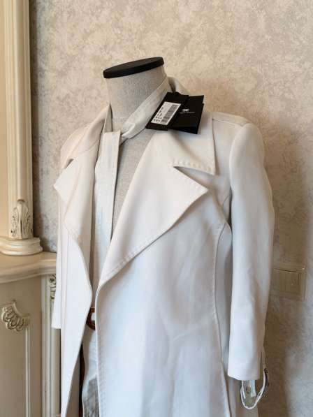 Пальто от Elisabetta Franchi в Москве фото 3