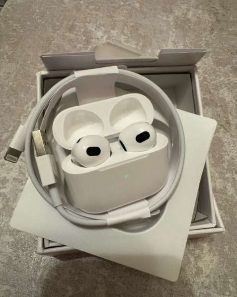AirPods 3