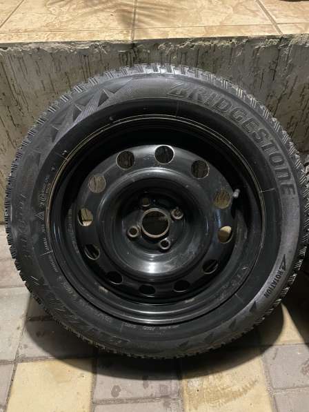 Продаю резину зимню в Волгограде