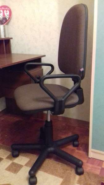 Стол письменный и стул в фото 3