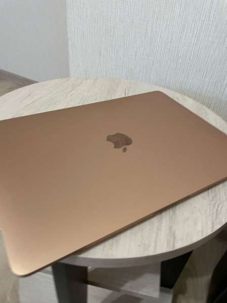 Apple MacBook Air 13 8cor 16/512 Gb Gold
