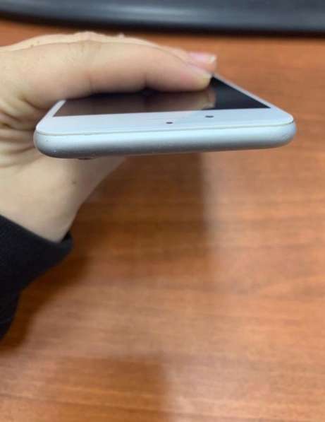 Продам айфон 6