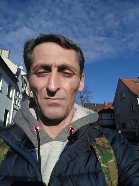 Vasile, 47 лет, хочет пообщаться