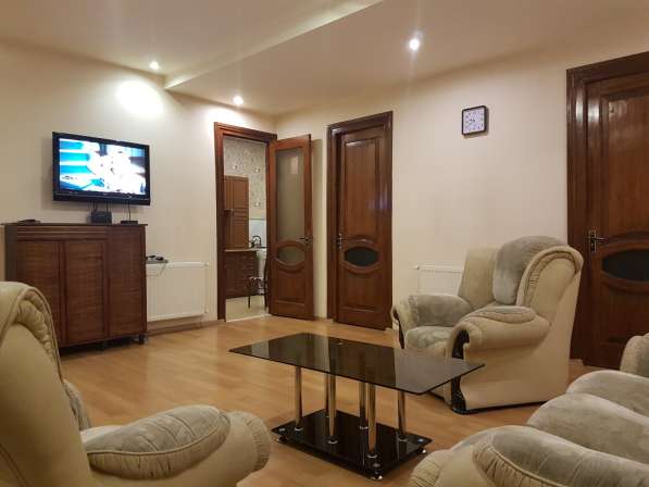 Сдается 3 комн. квартира класса люкс на Сабуртало в Тбилиси в фото 3