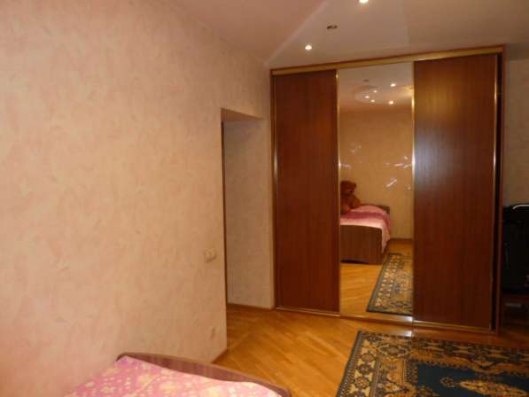 Продается 3-х комнатная квартира, ул. Крупской, 25к1 в Омске фото 6