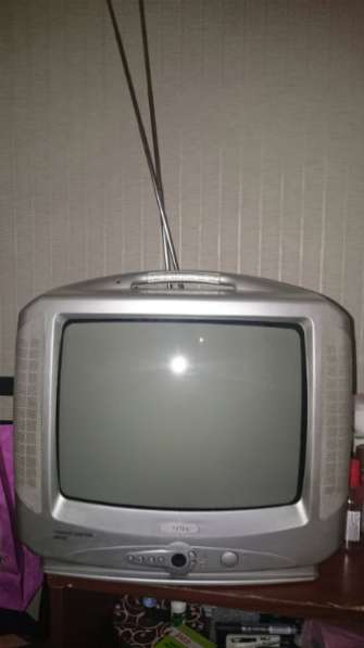 Куплю телевизор Витязь 37 CTV 720-7