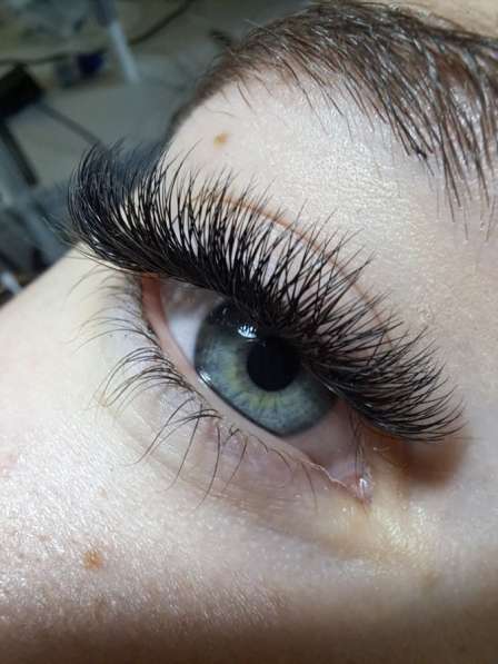 Наращивание ресниц в Саратове
