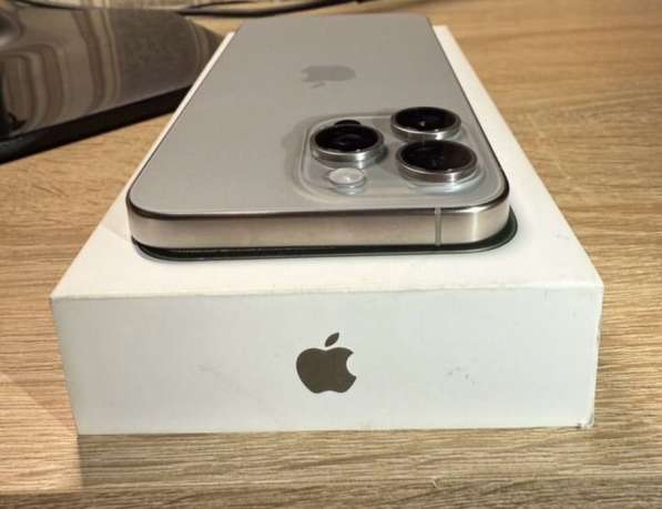 Iphone 15 pro max в Москве фото 3