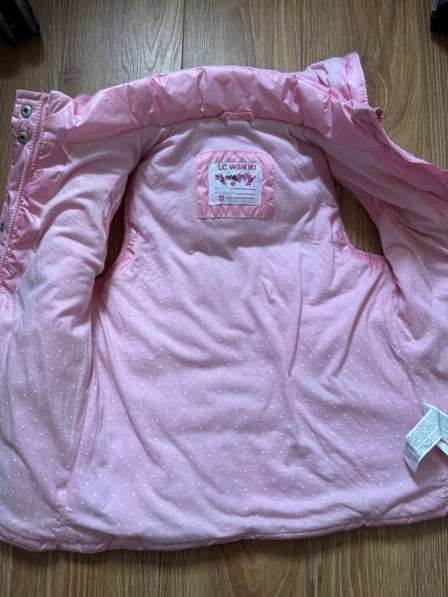 Продам жилет детский в Москве