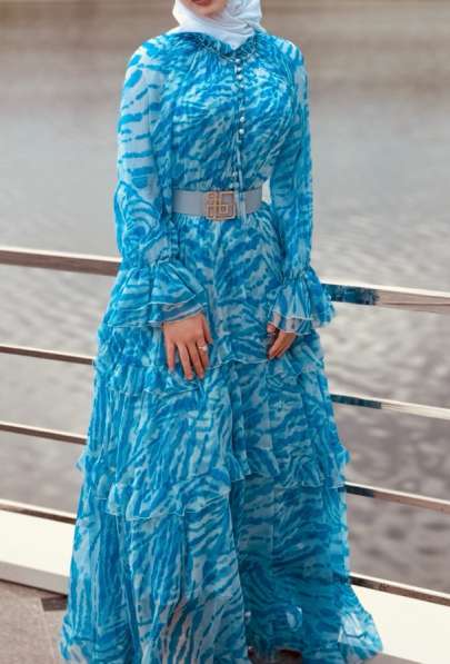 Вечернее платье