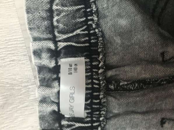 Продаю джинсы (Zara)и шорты(GEE JAY) в Нягани