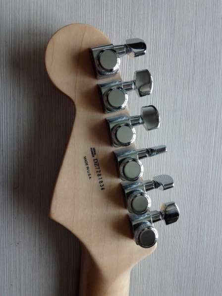 Fender Custom Deluxe Stratocaster в Волгограде фото 5