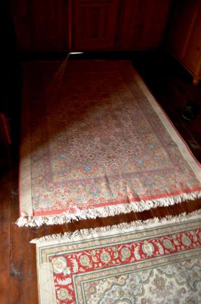 Понимающим отдам почти даром шелковые турецкие ковры в Москве фото 3
