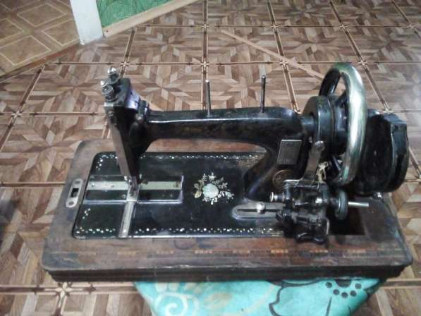Продаю швейную машинку Юбилейная братьев Поповых 1857 г в Кинешме