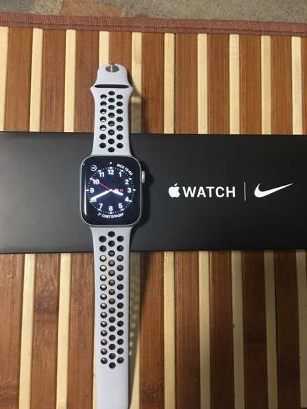 Apple Watch s6 44mm (идеал на гарантии) в Москве фото 5