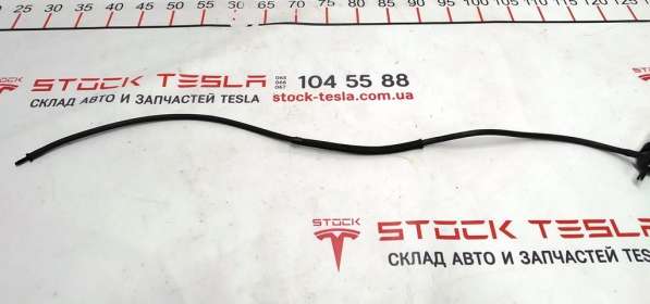 З/ч Тесла. Шланг насоса бачка стеклоомывателя Tesla model X в Москве фото 4