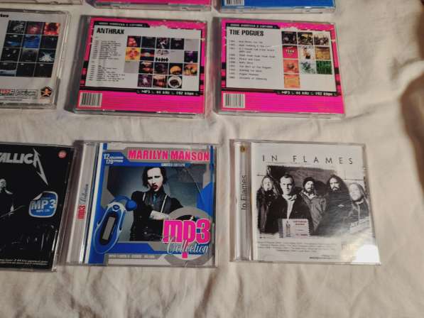 Музыкальные CD - MP3 диски. 12штук