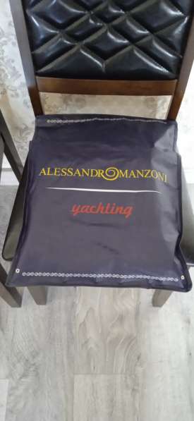 Джинсы Alessandro Manzoni, Boss, Италия. Levi Strauss & CO в Москве фото 10