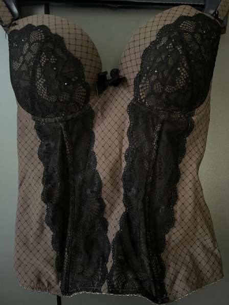 Корсет с кружевом