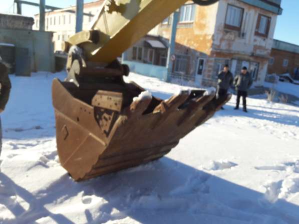 Продам экскаватор 35 тонн, в 2013 году; отличное состояние в Симферополе фото 4