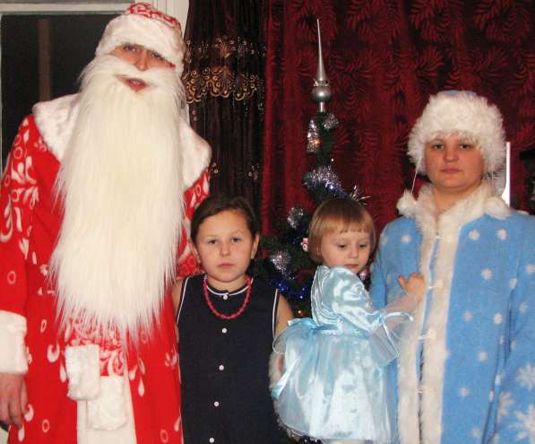 Ведущие. Живой голос. Дискотека. светомузыка, костюм-шоу в 