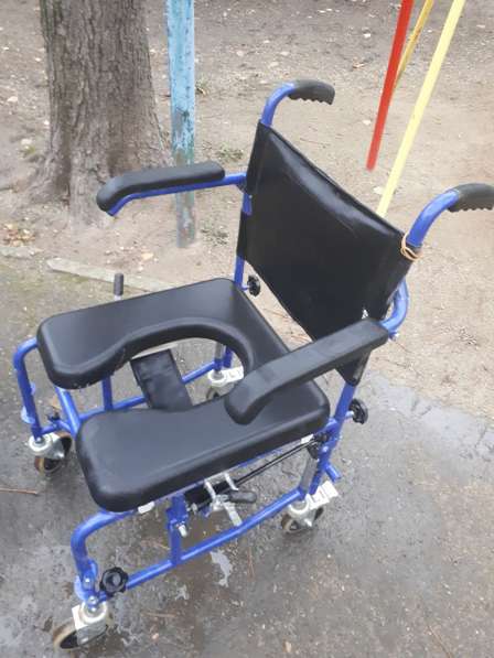 Продаются 2 инвалидные коляски в Краснодаре